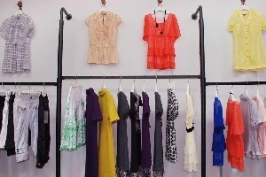 大連開(kāi)發(fā)區(qū)外貿(mào)服裝批發(fā)指南 哪里能買(mǎi)到價(jià)位合理的優(yōu)質(zhì)服飾？